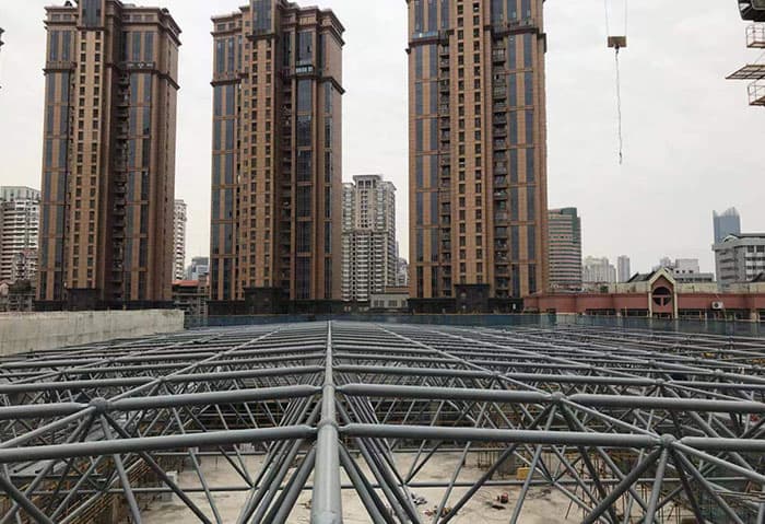 沈阳螺栓球网架结构
